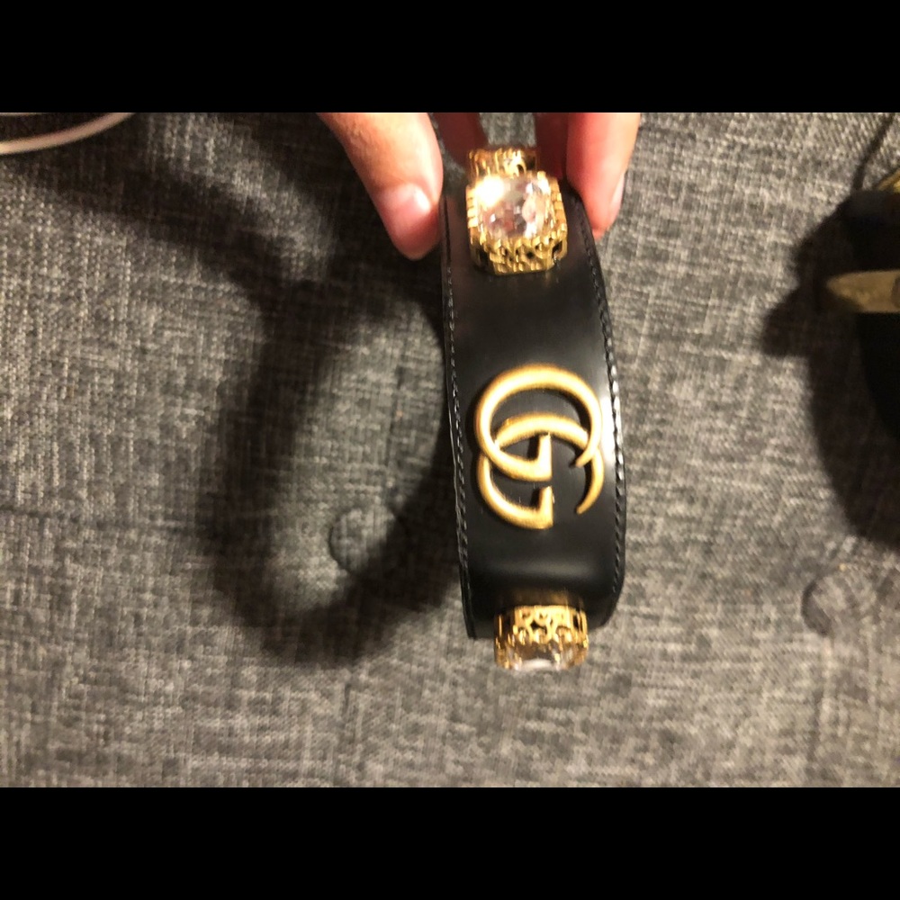 Gucci choker